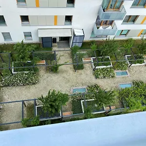 apartament-dereniowa.warsawhotelspoland.com/